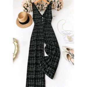 Elegant Black and White Women's Jumpsuit